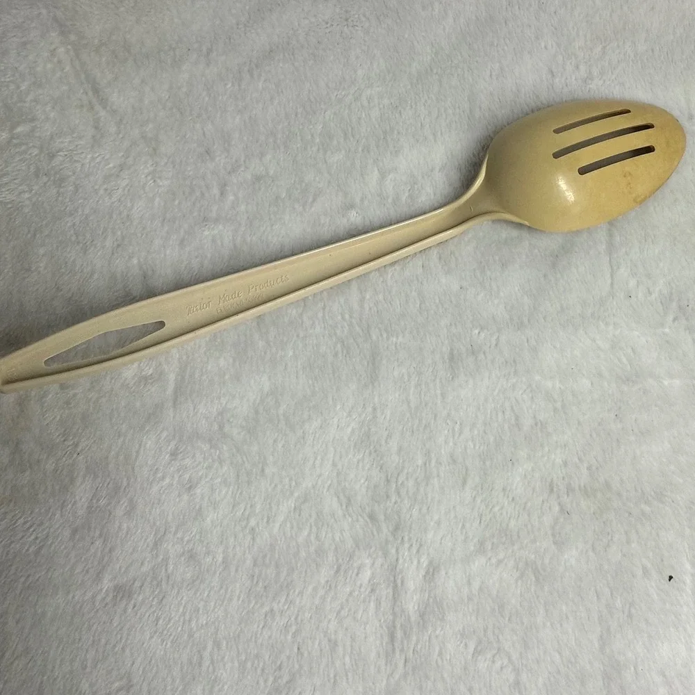 Tailor Made Products Slotted Spoon Kitchen Tool Cream‎ Good Vintage USA 106